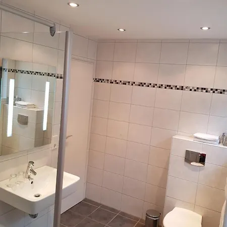 Natura Hotell 3*